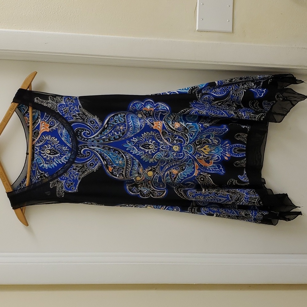 🤩 Mesmerize floral dress size small
